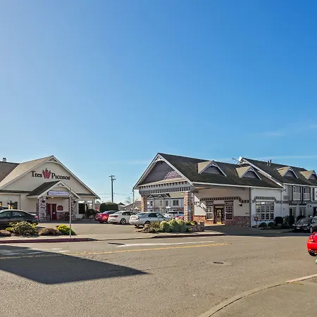 Best Western Plus Bayshore Inn-2