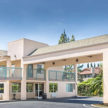 Days Inn By Wyndham Redwood City-3
