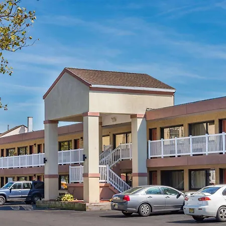 Ramada By Wyndham West Atlantic City-2