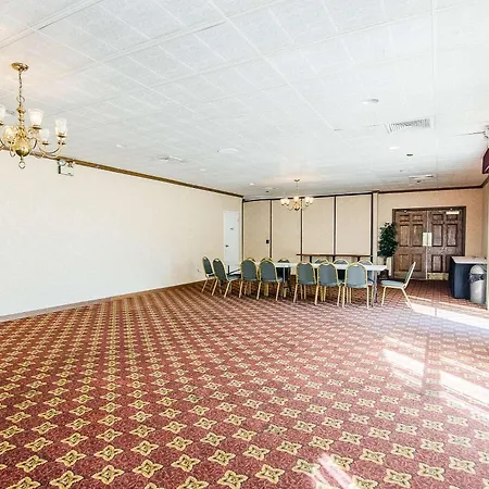 Econo Lodge Inn & Suites Norton - Wise South-2