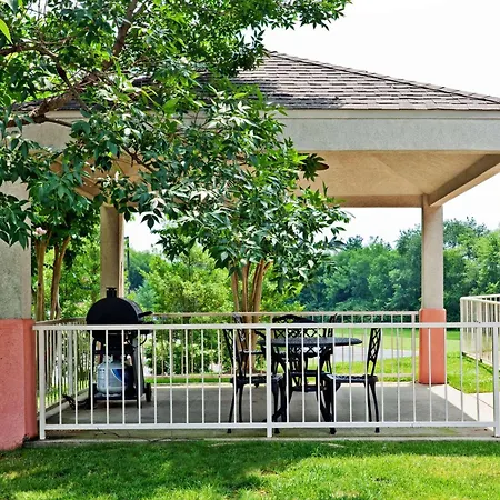 Sonesta Simply Suites Nashville Brentwood-3