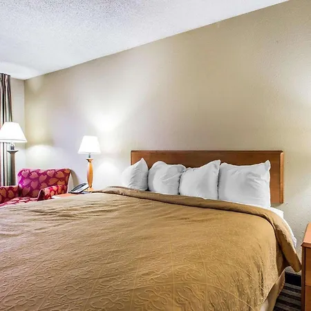 Quality Inn At The Mall - Valdosta-2