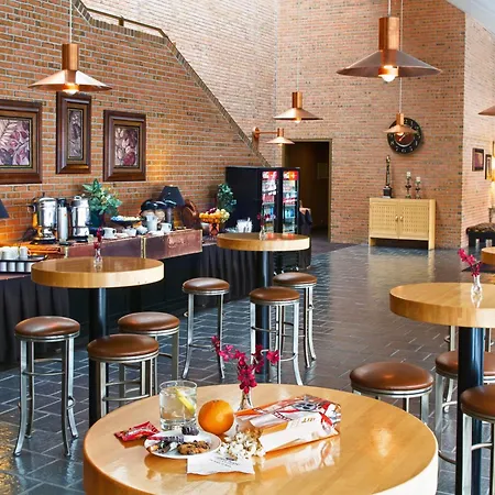 Crowne Plaza Minneapolis West By Ihg-2