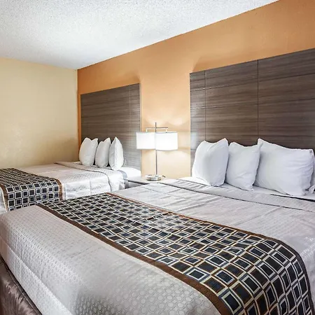 Rodeway Inn Farmington-2