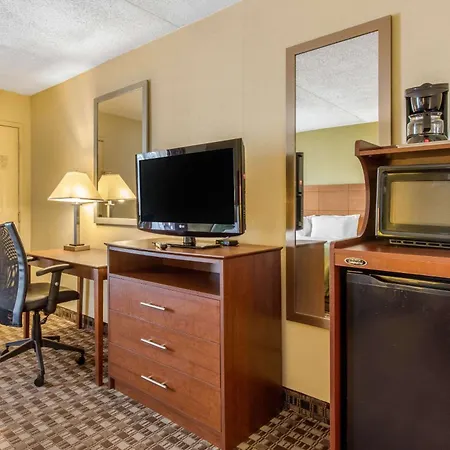 Quality Inn Lebanon-3