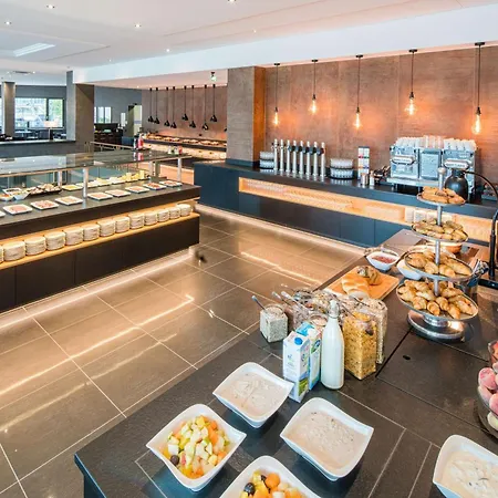 Best Western Premier Central Hotel Leonhard-3