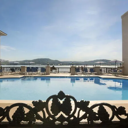 Wyndham Garden Lake Guntersville-2