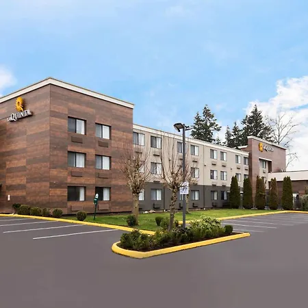 La Quinta Inn By Wyndham Everett-3