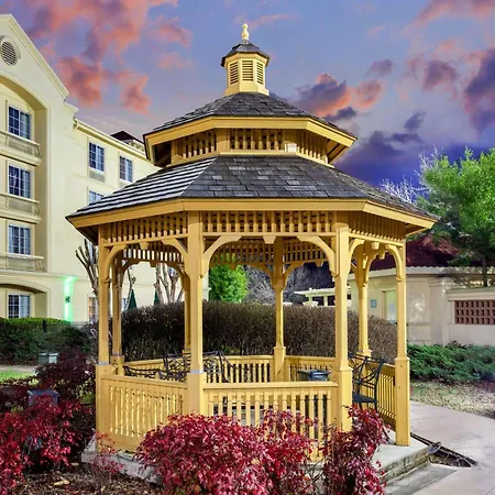 La Quinta By Wyndham Birmingham Hoover-3