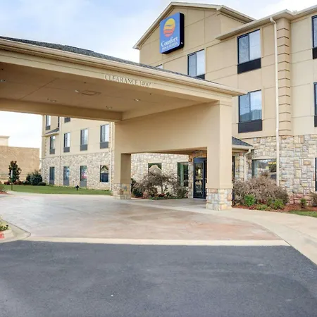 Comfort Inn & Suites Russellville I-40-3