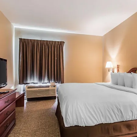 Quality Suites New Iberia-2