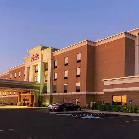 Hampton Inn & Suites Marshalltown-3