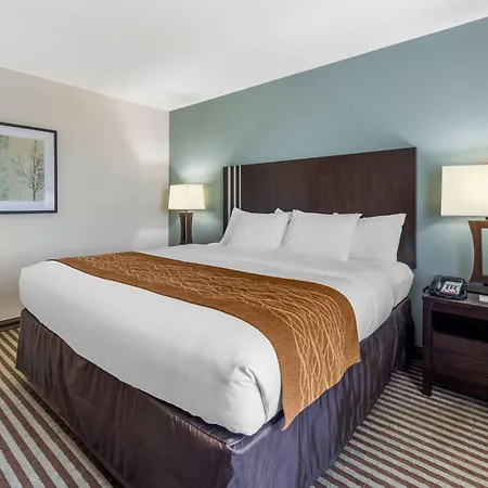 Comfort Inn & Suites Perry I-35-3