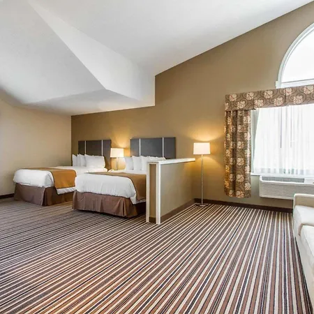 Quality Inn & Suites South Portland-2