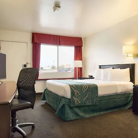 Travelodge By Wyndham Winslow-3