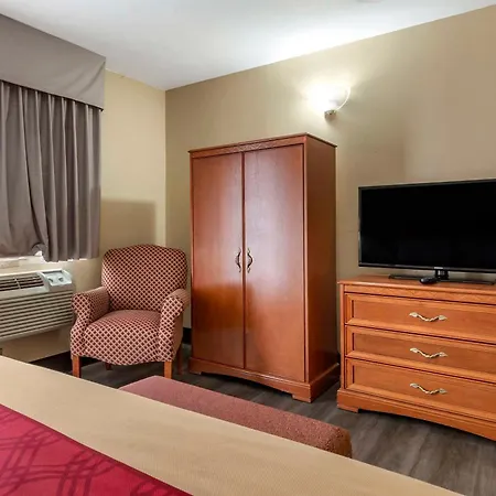 Econo Lodge & Suites Southern Pines - Pinehurst-2