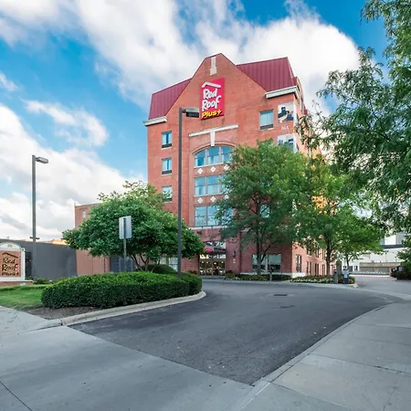 Red Roof Inn Plus+ Columbus Downtown - Convention Center-3