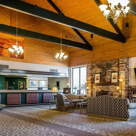 Quality Inn & Suites Escanaba North-3