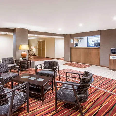 Super 8 By Wyndham Brookings-2