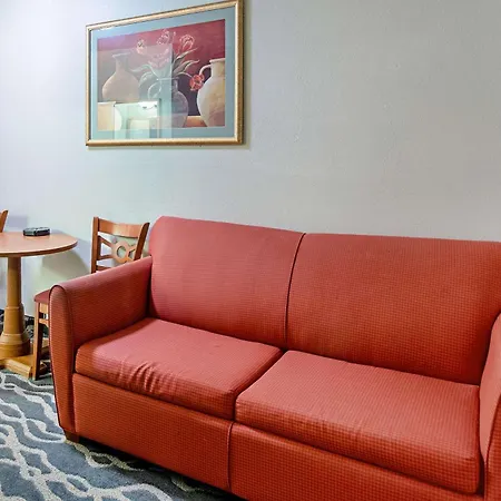 Quality Inn Huron-3