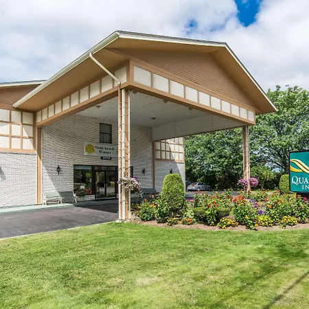 Quality Inn Shelburne - Burlington-3