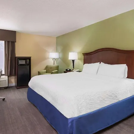 Hampton Inn Raleigh Cary-3