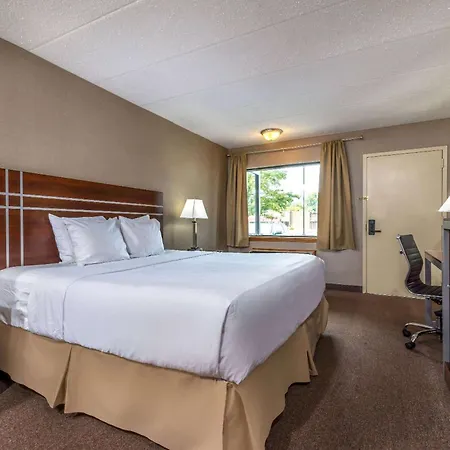 Days Inn By Wyndham Vineland-3