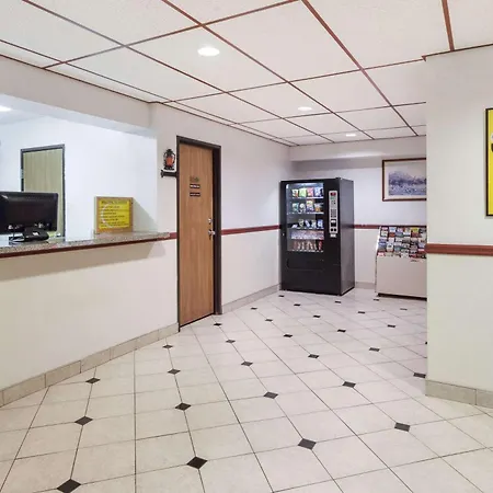 Super 8 By Wyndham Winchester Va-2