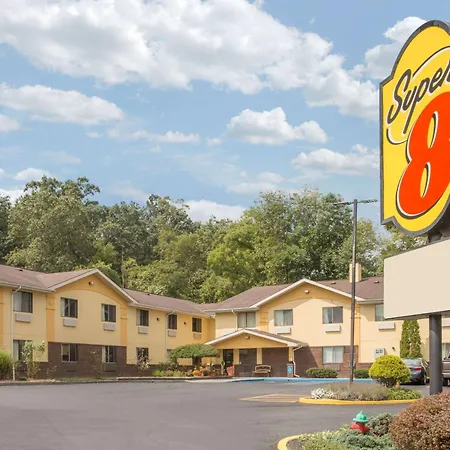 Super 8 By Wyndham Radford Va-2