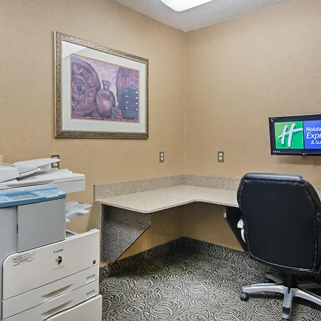 Holiday Inn Express & Suites Saskatoon Centre By Ihg-2
