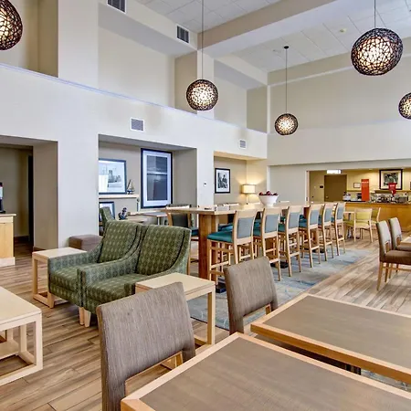 Hampton Inn & Suites Saint John-3
