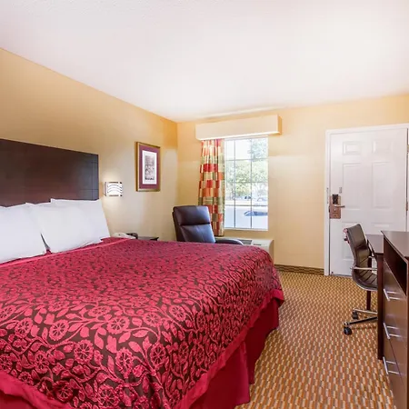 Days Inn By Wyndham Simpsonville-3