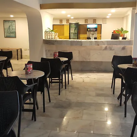 Hotel Cartagena Dubai-3