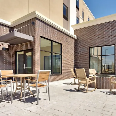 Hampton Inn & Suites Rexburg-3
