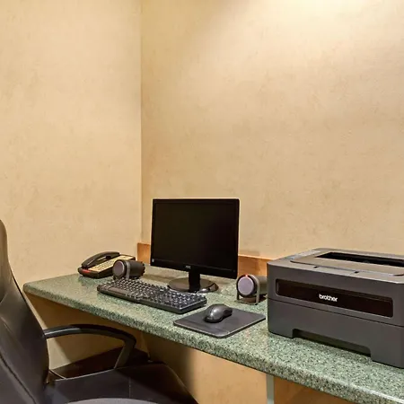 York Microtel Inn & Suites By Wyndham-3