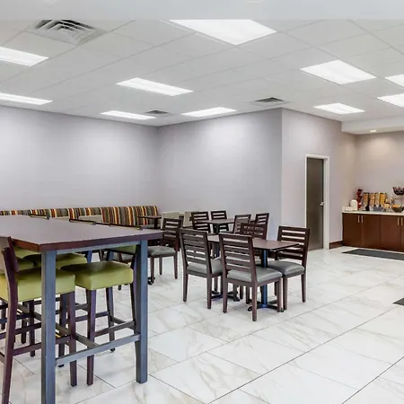 Days Inn And Suites By Wyndham Oxford-2
