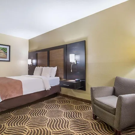 Quality Inn & Suites Florence - Cincinnati South-3