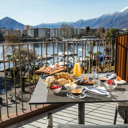Hotel Lago Maggiore - Welcome!-2