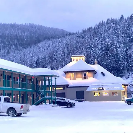 Super 8 By Wyndham Sicamous-2