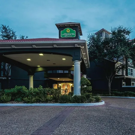 La Quinta Inn & Suites By Wyndham Houston Bush Iah South-3