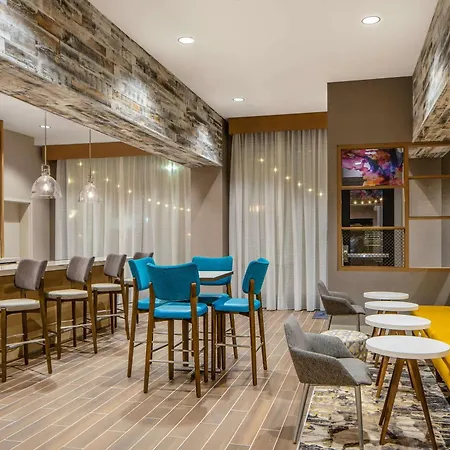 Hampton Inn & Suites Raleigh Midtown, Nc-3