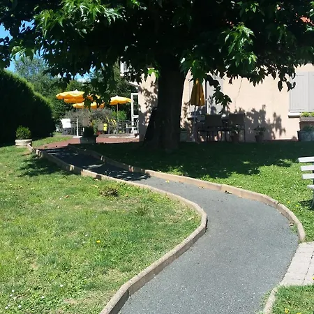 Logis Hotel Des Grands Vins-3