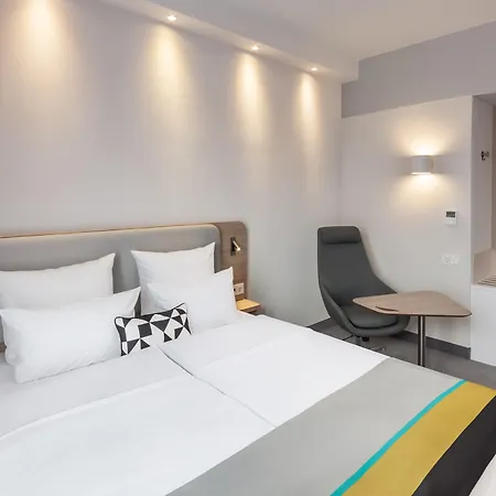 Holiday Inn Express & Suites - Potsdam By Ihg-2