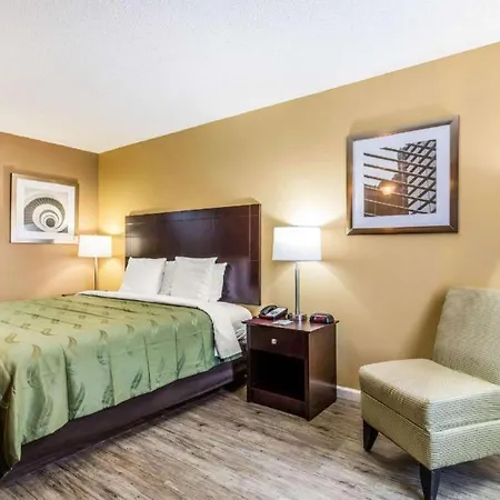Quality Inn Bessemer I-20 Exit 108-2