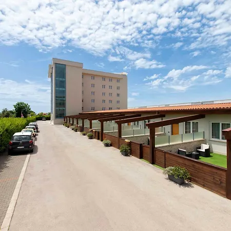 Simon Hotel-3