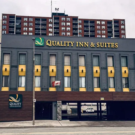 Quality Inn & Suites Windsor - Downtown-2