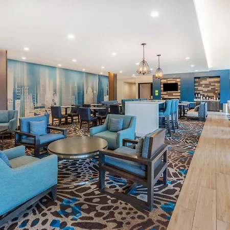 La Quinta Inn And Suites By Wyndham Houston Spring South-2