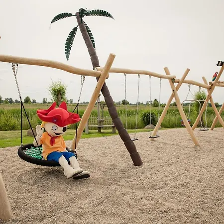 Familien Wellness Hotel Seeklause mit großem Abenteuerspielplatz Piraten-Insel-Usedom-2