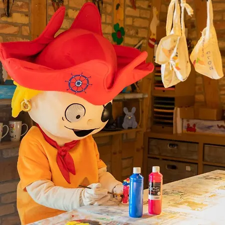 Familien Wellness Hotel Seeklause mit großem Abenteuerspielplatz Piraten-Insel-Usedom-3
