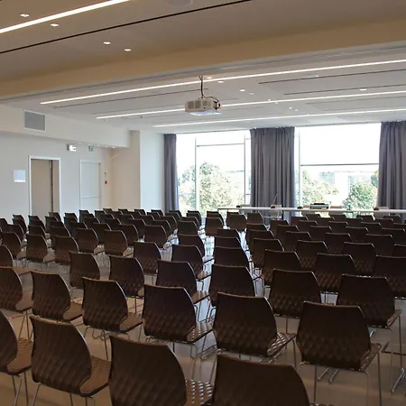 Tag Hotel-3